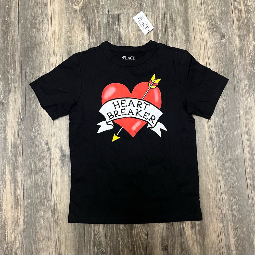 The Children’s Place Heart Breaker Short Sleeve T-shirt Size Small 5/6